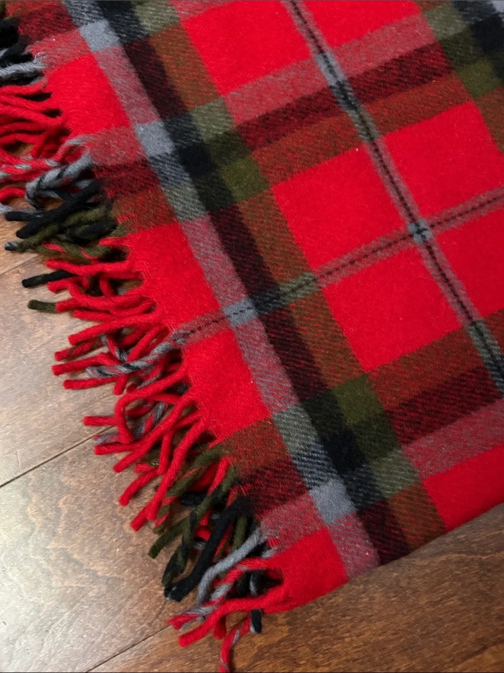 Faribo Vintage Wool Convertible Stadium Blanket Poncho, Includes Matching Bag
